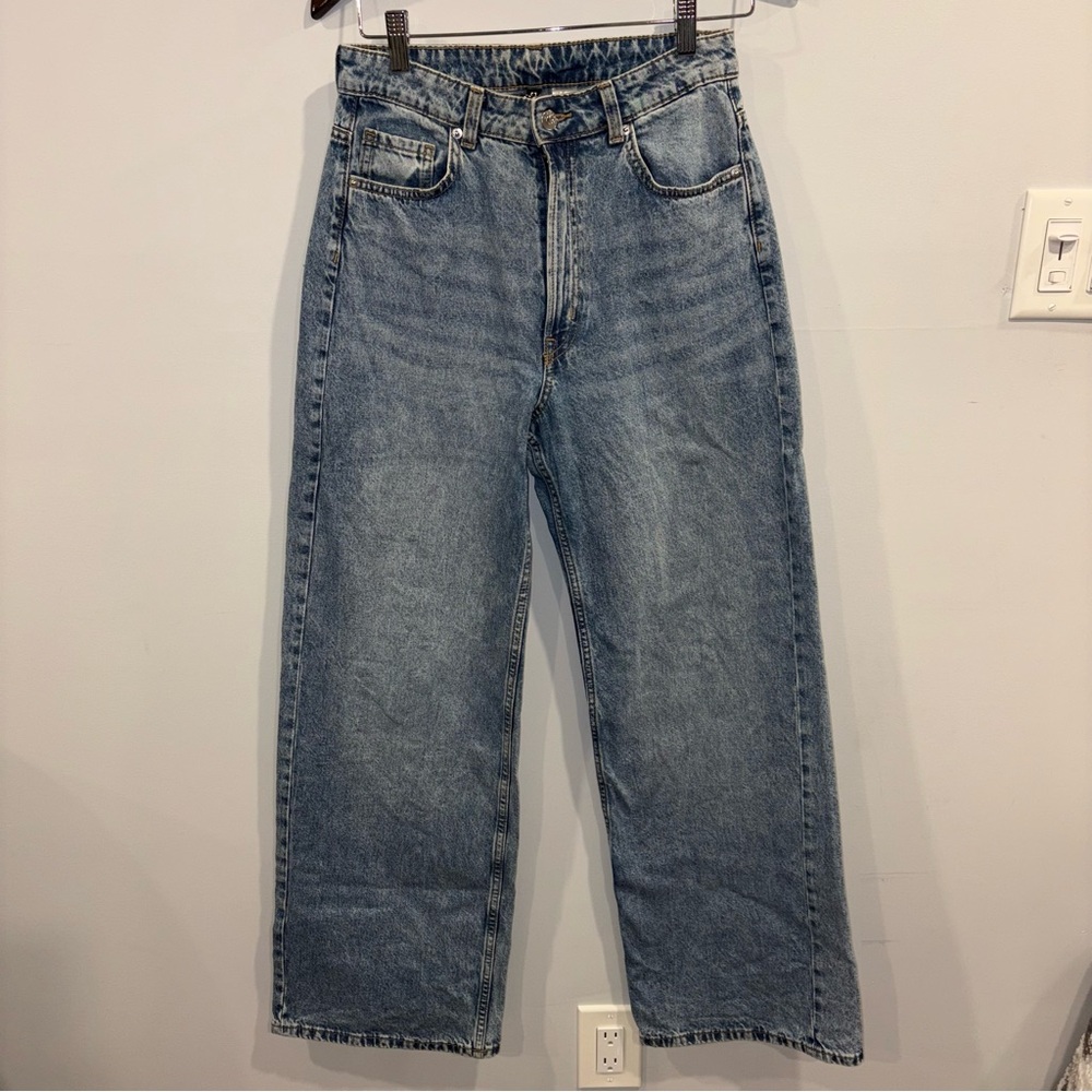H&M Cassic Blue Jeans